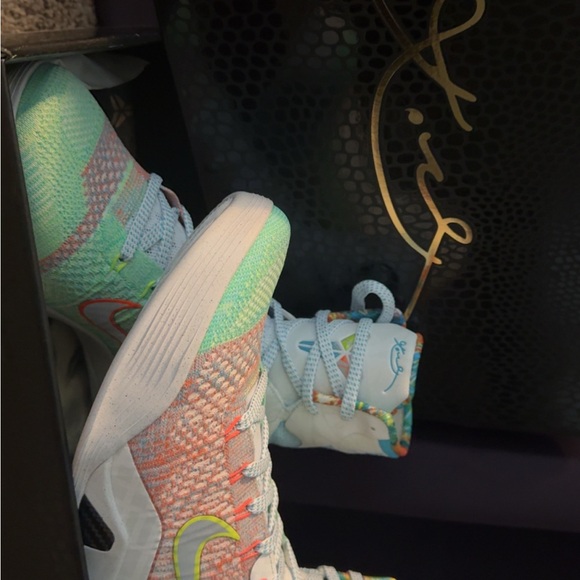 Kobe 9 Elite High Protro main image 6